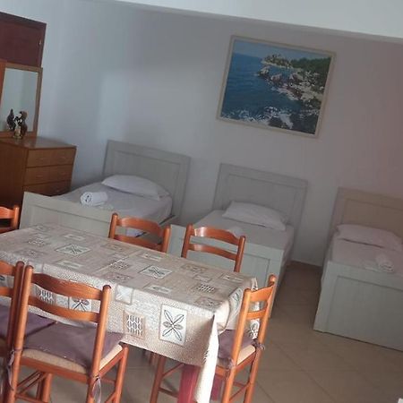 Himara Apartments Eksteriør bilde