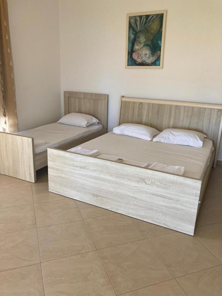 Himara Apartments Eksteriør bilde