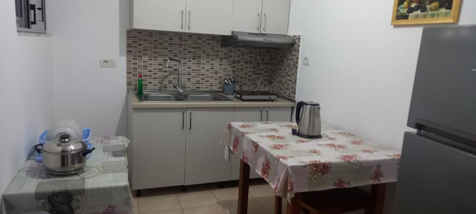 Himara Apartments Eksteriør bilde