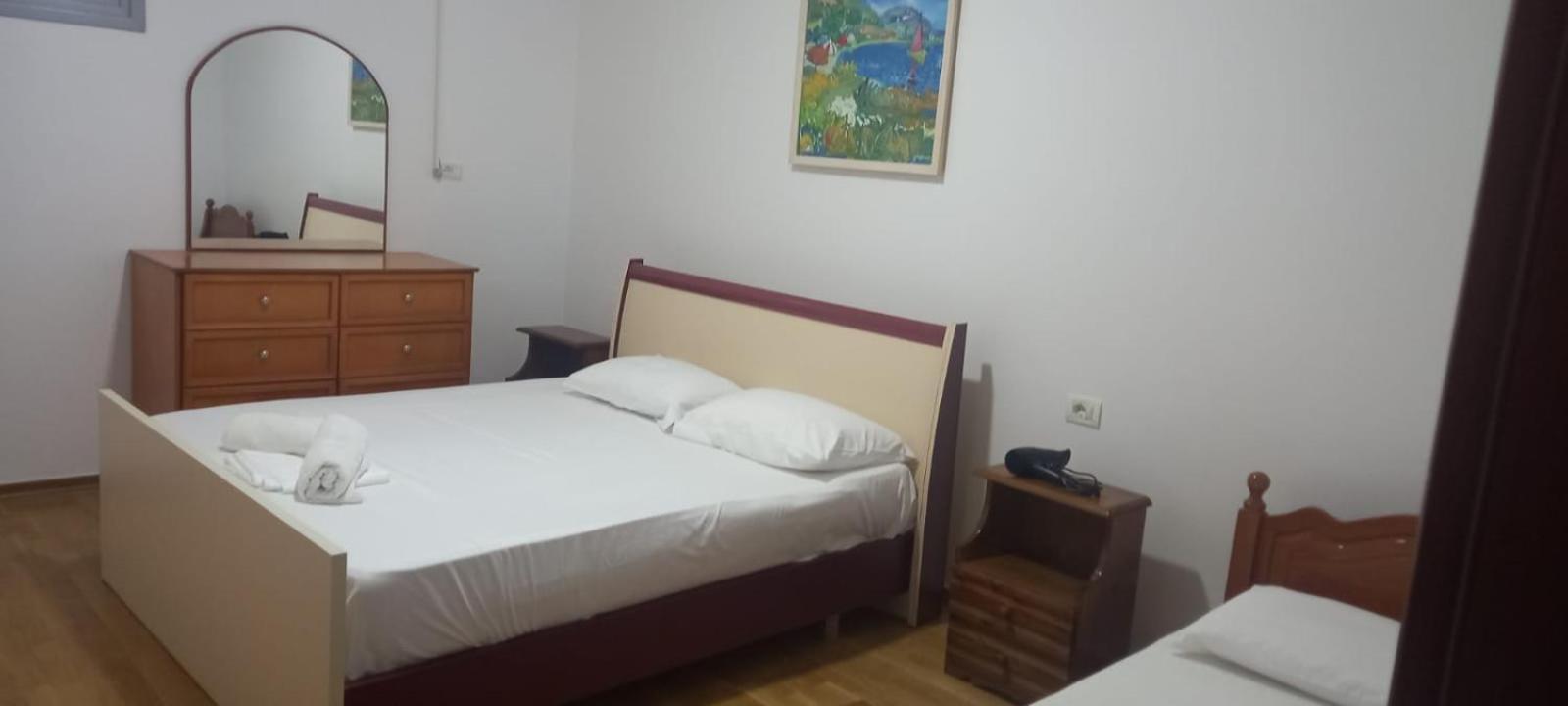 Himara Apartments Eksteriør bilde
