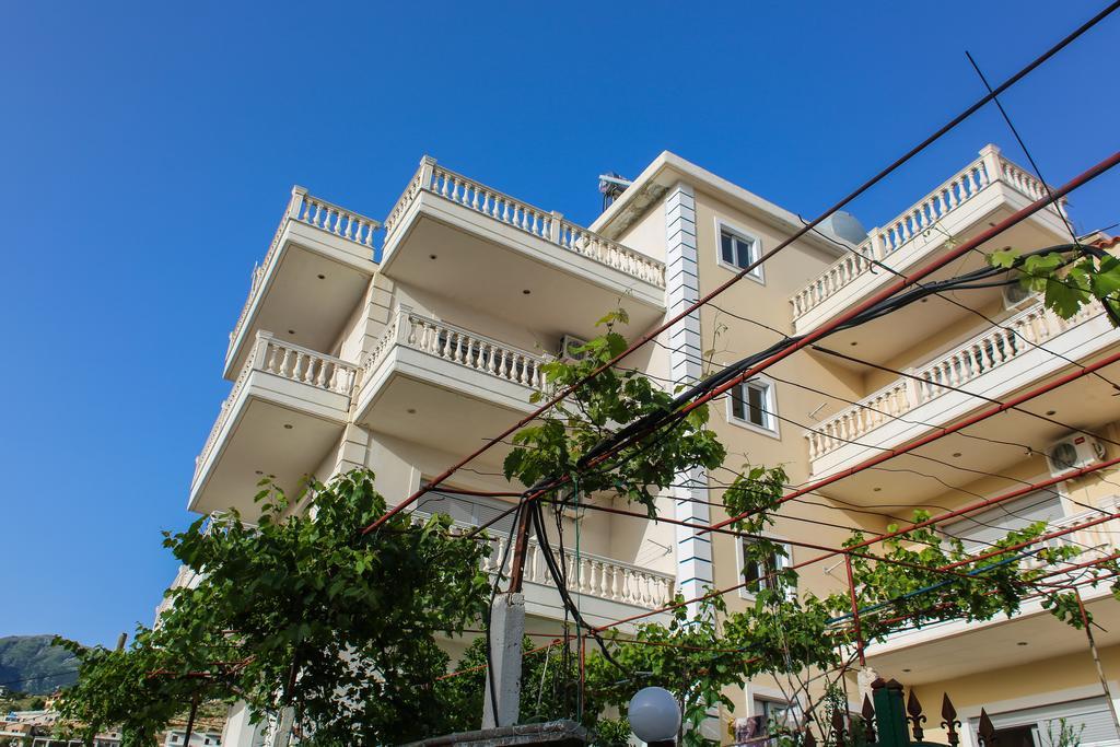 Himara Apartments Eksteriør bilde