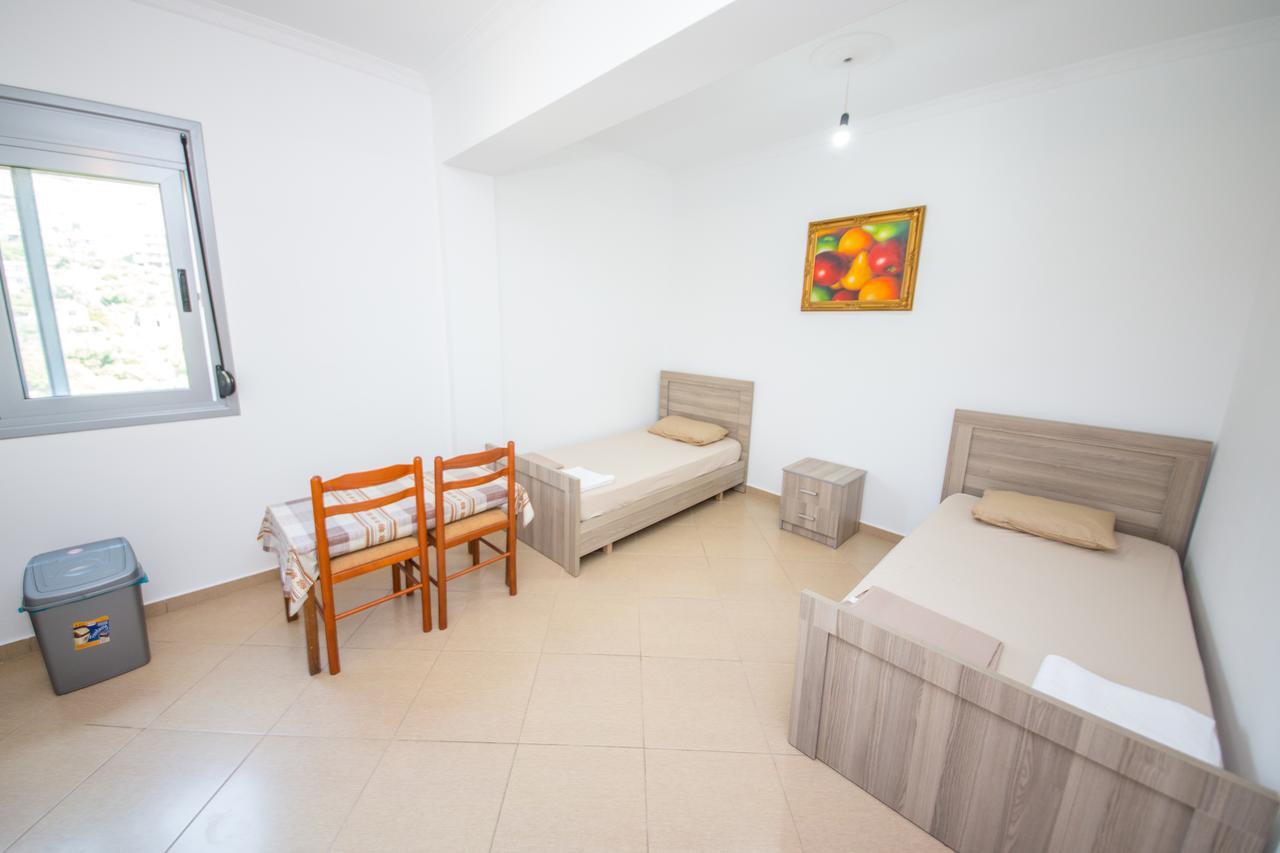 Himara Apartments Eksteriør bilde
