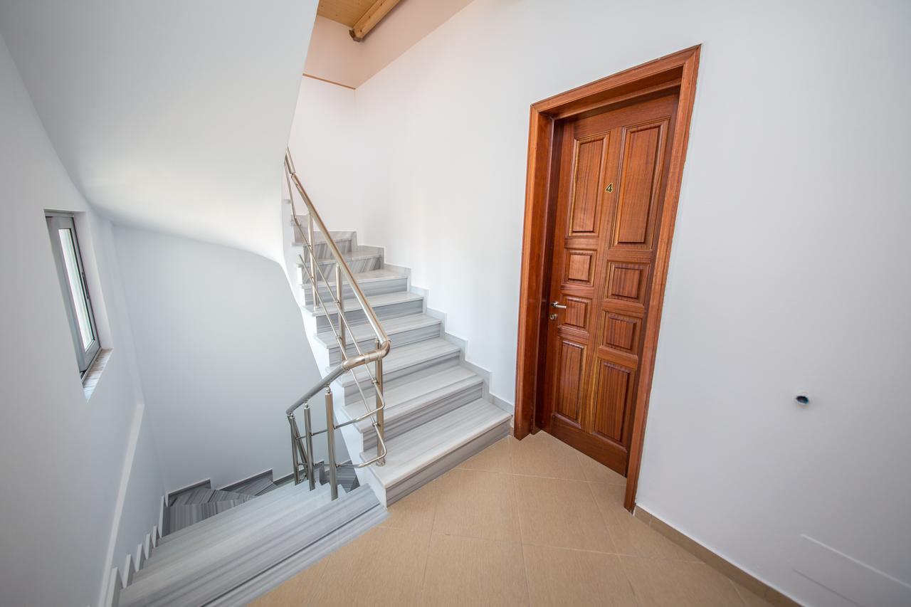 Himara Apartments Eksteriør bilde