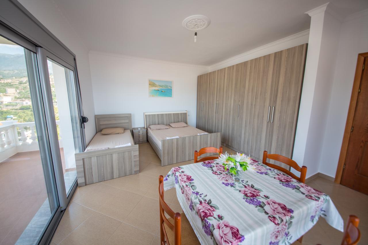 Himara Apartments Eksteriør bilde